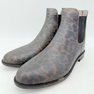 Pair of rubber ankle rain boots cheetah prints Storm by Cougar boots